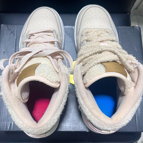 Brand New Air Jordan 1 Mid UTL White/Cream Youth Size 6.5 in Perfect Condition - Picture 5 of 6